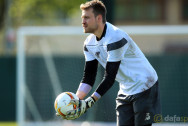 Liverpool-goalkeeper-Simon-Mignolet-Europa-League