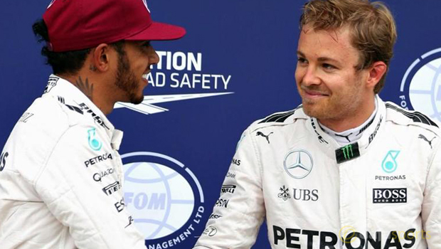 Lewis-Hamilton-happy-with-Nico-Rosberg