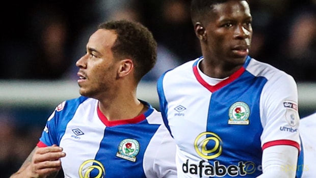 Blackburn-Rovers-midfielder-Elliott-Bennett